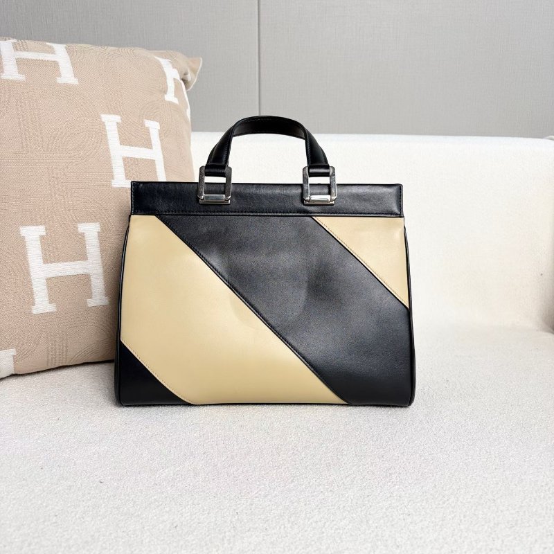 Gucci ZUMI全皮拼色手提斜背包27.5*21*10 98新配件塵袋-6