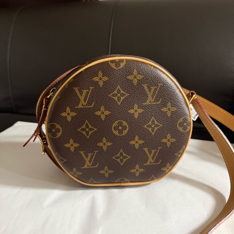 99新 Louis Vuitton路易威登老花小號圓餅包單肩斜挎包 有塵袋芯片款 尺寸：長17cm 寬7cm-0