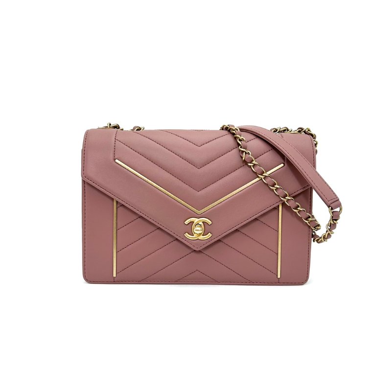 CHANEL 粉色金扣V紋信封包 24*16*8 98新配件塵袋-1