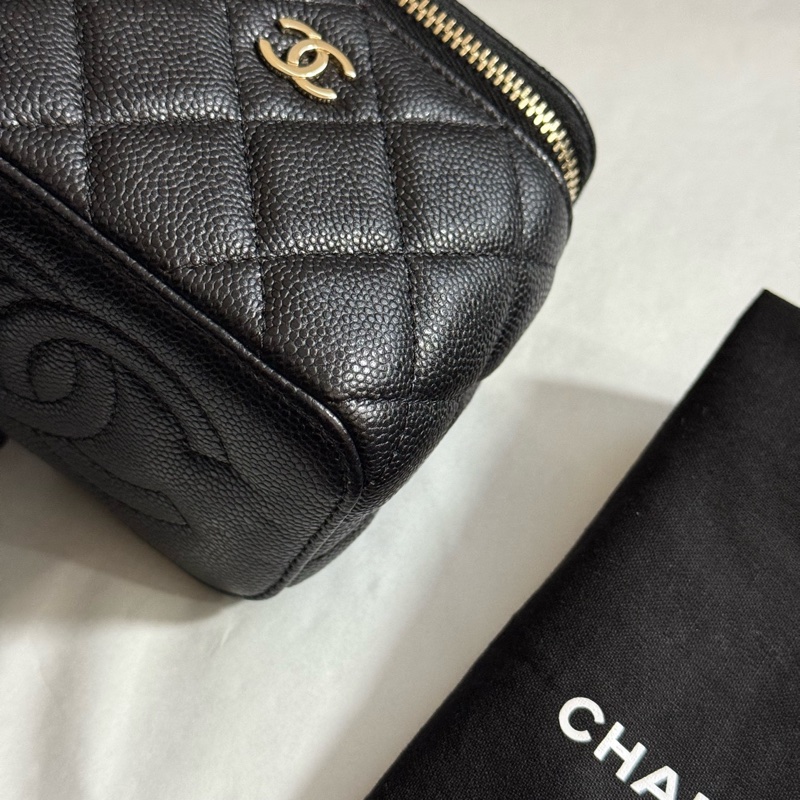 99新chanel香奈兒 黑色金扣荔枝紋牛皮盒子包單肩斜挎包 鏡子原膜在 24年芯片款有盒子 塵袋 尺寸：10*7*9cm。-4