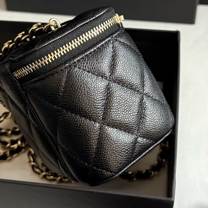 99新chanel香奈兒 黑色金扣荔枝紋牛皮盒子包單肩斜挎包 鏡子原膜在 24年芯片款有盒子 塵袋 尺寸：10*7*9cm。-9