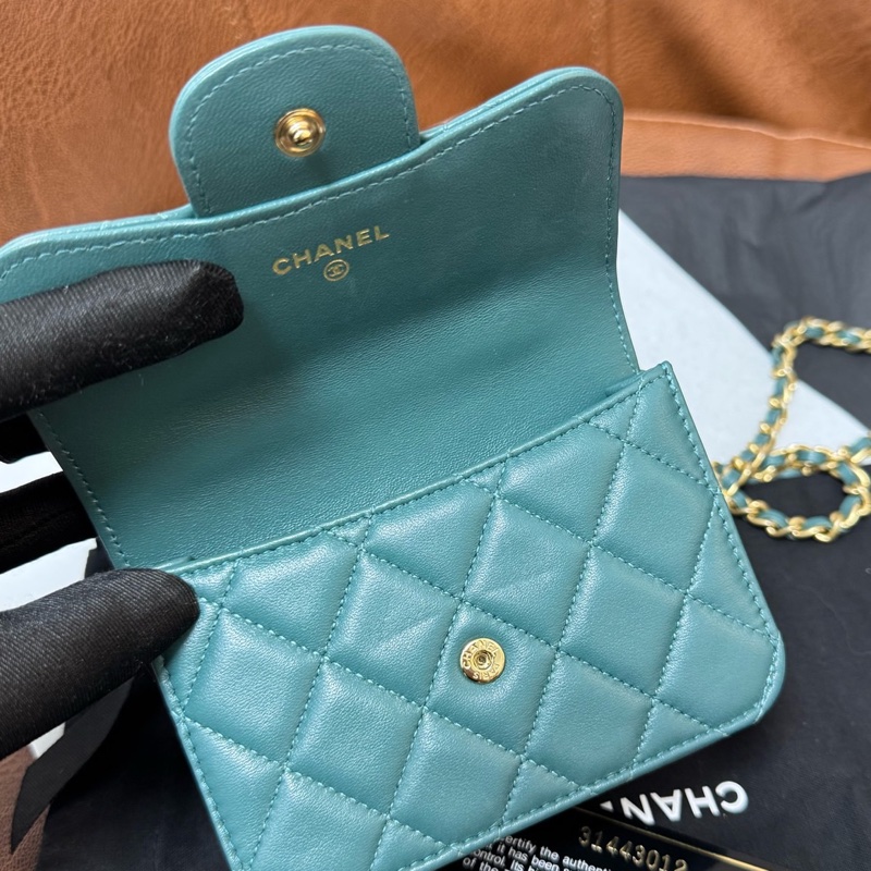 CHANEL 21k綠色手柄公文包mini 31開有卡 復古綠搭配復古五金 超洋氣 成色很好-6