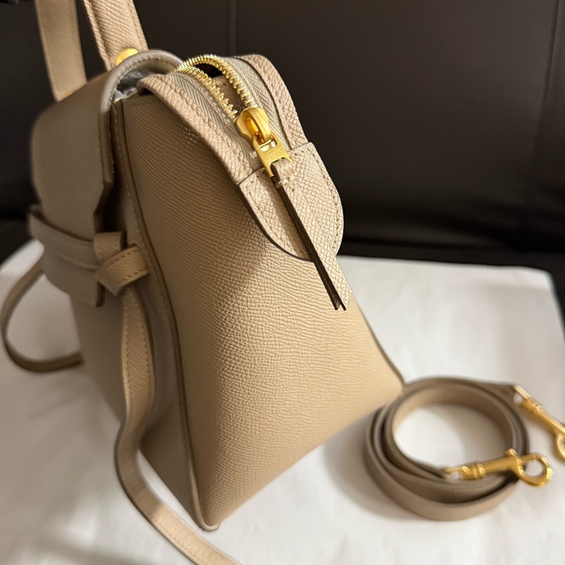 CELINE賽琳思琳 奶茶色牛皮鯰魚包micro手提單肩斜挎包 尺寸:24×20×13cm。-3