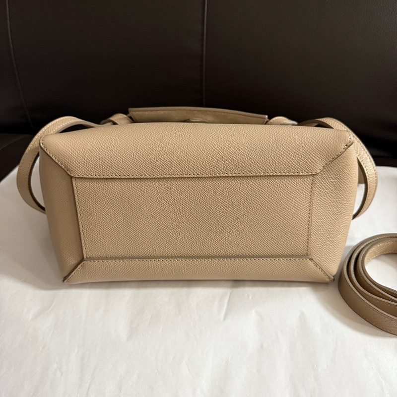 CELINE賽琳思琳 奶茶色牛皮鯰魚包micro手提單肩斜挎包 尺寸:24×20×13cm。-5