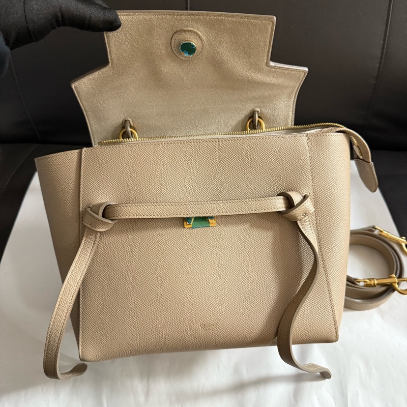 CELINE賽琳思琳 奶茶色牛皮鯰魚包micro手提單肩斜挎包 尺寸:24×20×13cm。-7