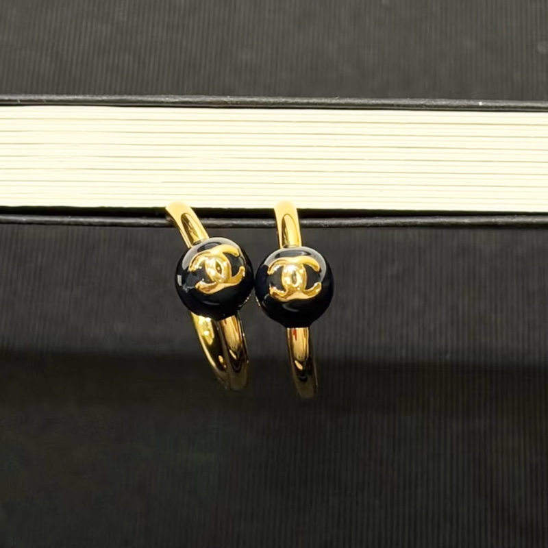 Chanel香奈兒26S Jennie同款星球耳環-4