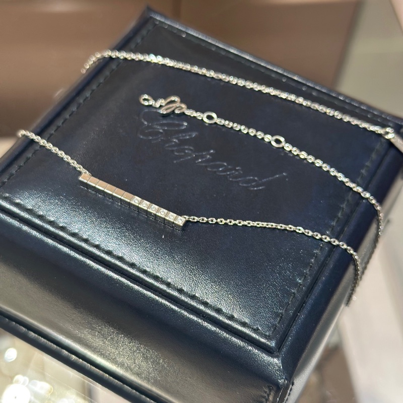 Chopard萧邦小方块冰糖项链-5