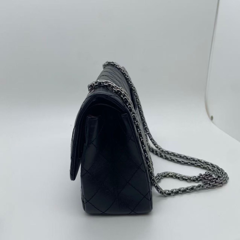 Chanel香奈兒2.55中號彗星徽章圖案黑色牛皮復古金扣鏈條包,鐳射24開-3