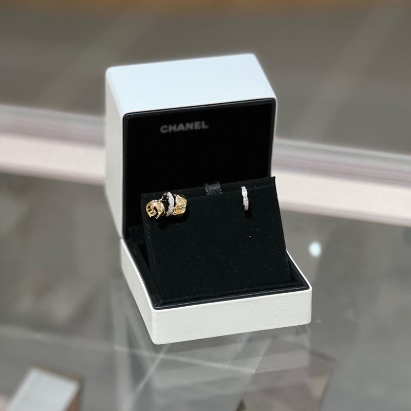 Chanel香奈儿Coco Crush系列耳钉-0