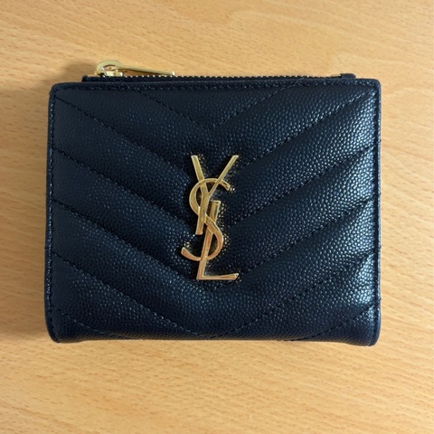 YSL 魚子醬對開短夾 黑金