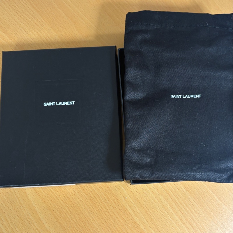 YSL 魚子醬對開短夾 黑金-7