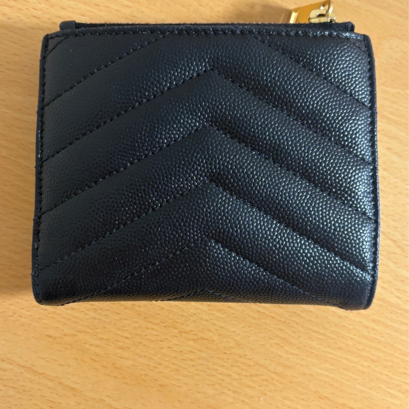 YSL 魚子醬對開短夾 黑金-9