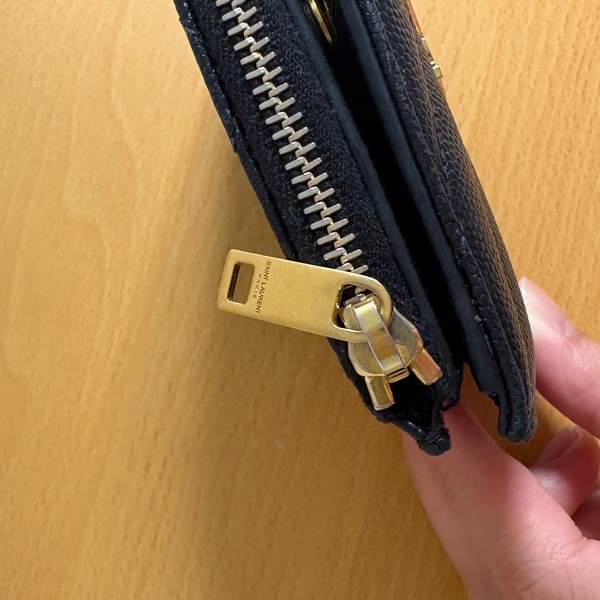 YSL 魚子醬對開短夾 黑金-14