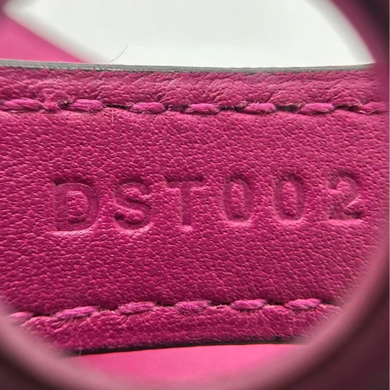 Hermes愛馬仕Kelly cut玫瑰粉swift皮銀扣D刻,配根肩帶就是Woc-9