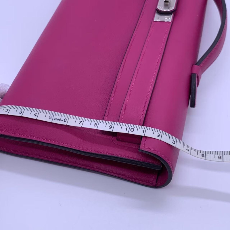 Hermes愛馬仕Kelly cut玫瑰粉swift皮銀扣D刻,配根肩帶就是Woc-16