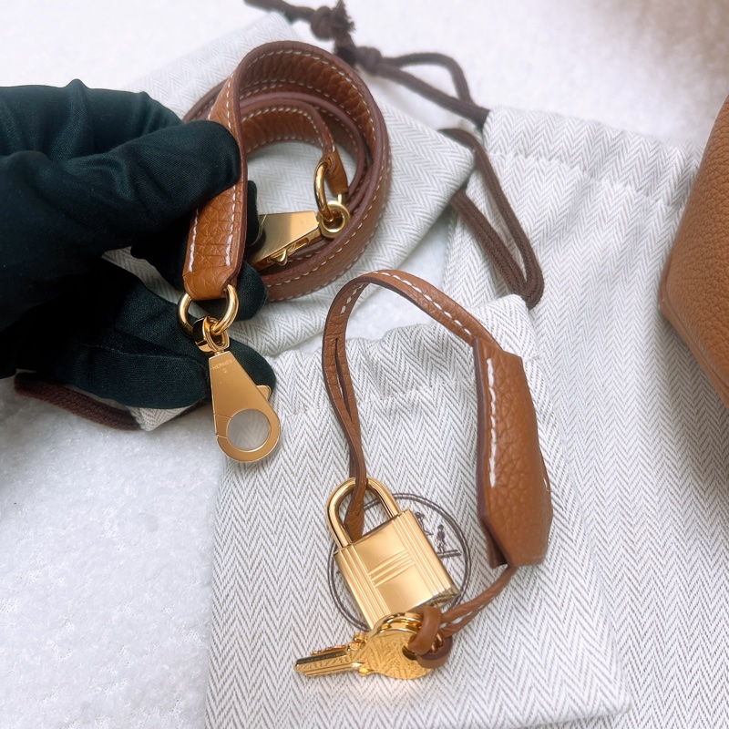 閒置 Hermes kelly 25 金棕金釦 U-8