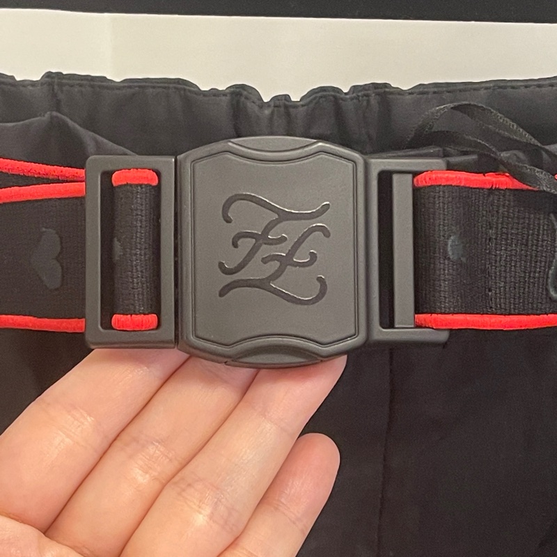 Fendi 黑色短褲-5