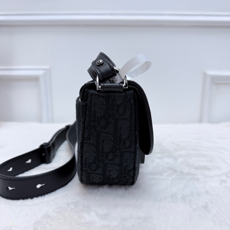 🫢FullSet男裝Small Saddle Messenger Bag-4