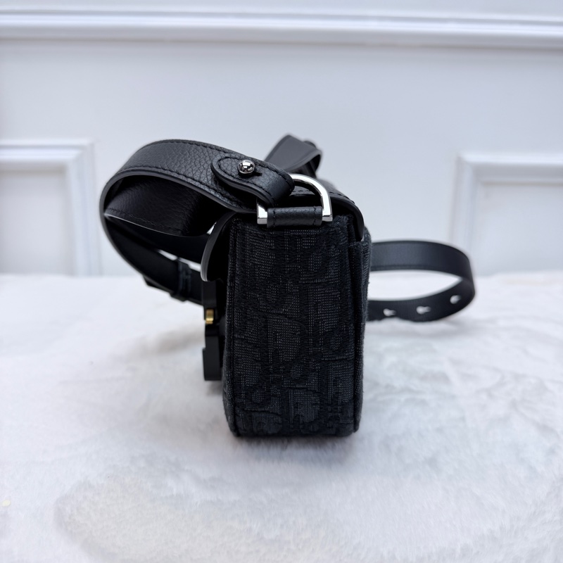 🫢FullSet男裝Small Saddle Messenger Bag-5