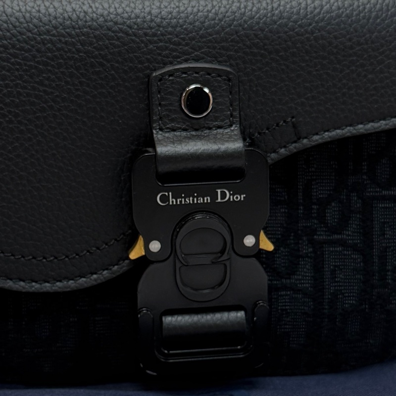 🫢FullSet男裝Small Saddle Messenger Bag-8