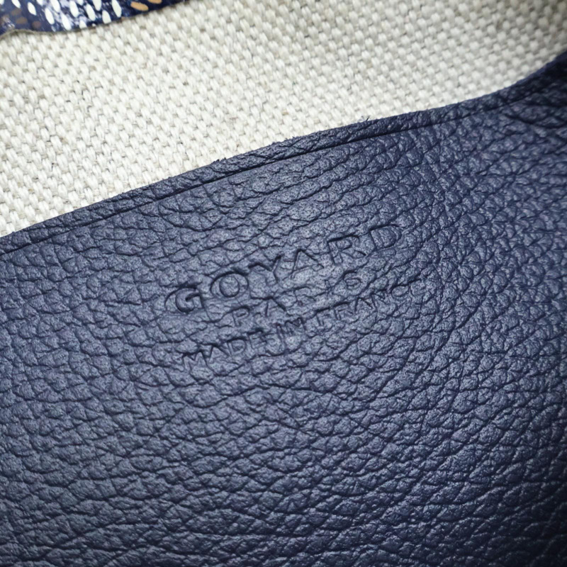 海軍藍色 Goyardine帆布 Plumet Pocket Wallet 肩背包【GOYARD 高雅德】 PLUMETPMLTY12CL12P-6