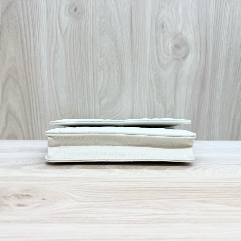 CHANEL白色荔枝皮下蓋WOC AP0250-5