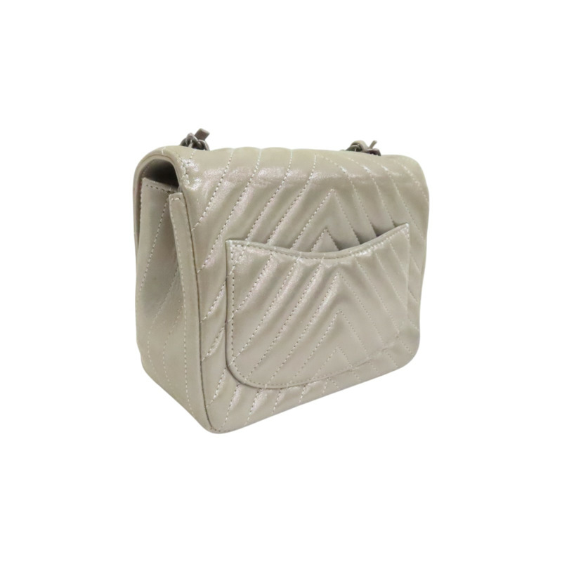 銀色 牛皮 COCO 17 肩背包【CHANEL 香奈兒】 A35200-1