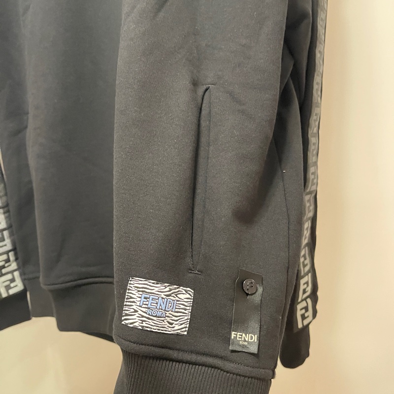 Fendi 黑色加絨FF Logo衛衣-4