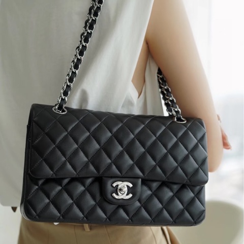 CHANEL黑銀羊皮CF25口蓋包A01112