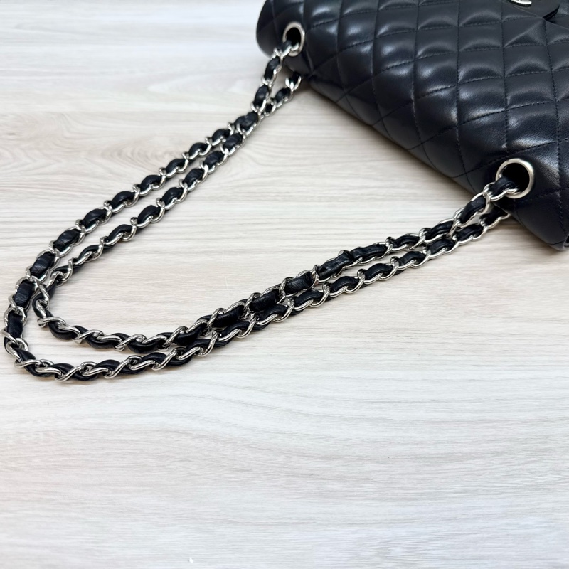 CHANEL黑銀羊皮CF25口蓋包A01112-7