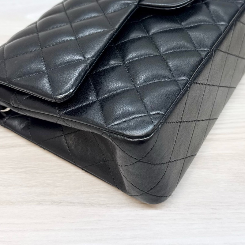 CHANEL黑銀羊皮CF25口蓋包A01112-13