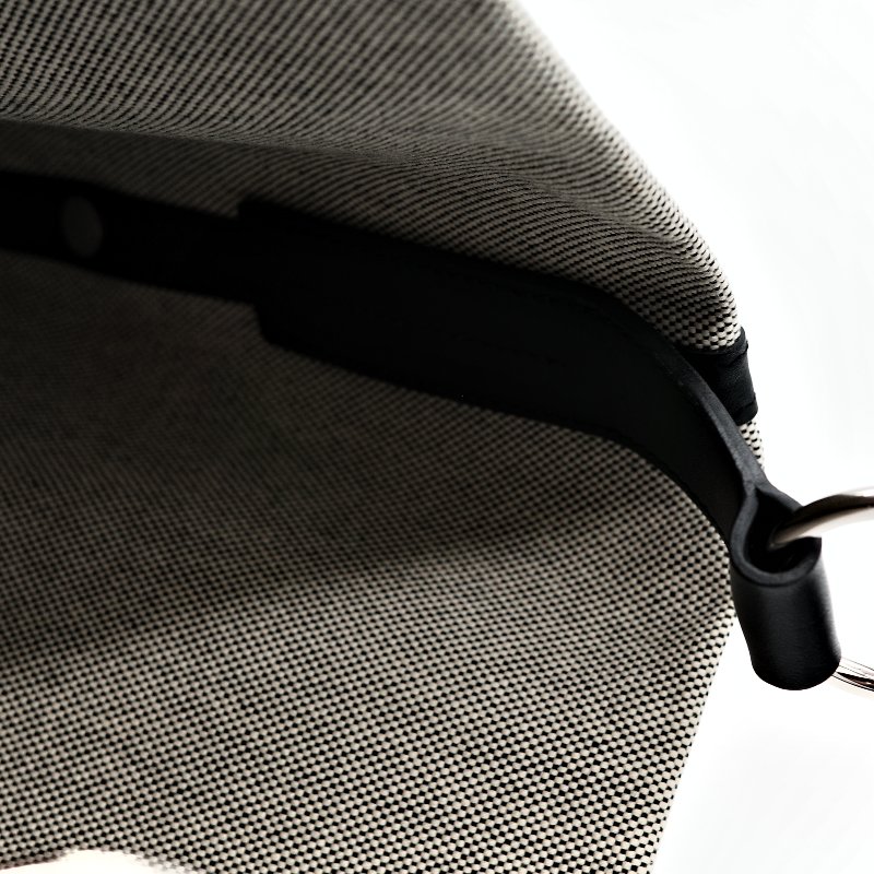 Hermès 愛馬仕 COL ROULE 黑色 單肩包 A 刻-23