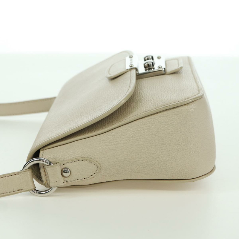 【日本直送】Miu Miu 象牙銀色皮革肩背包 正品 am11214V-3