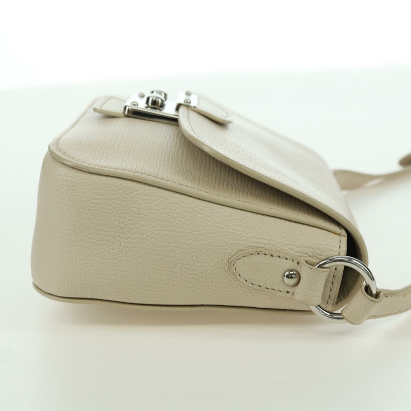 【日本直送】Miu Miu 象牙銀色皮革肩背包 正品 am11214V-4