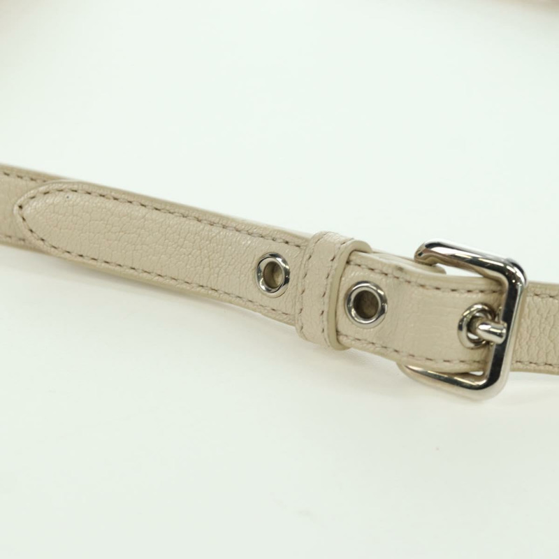 【日本直送】Miu Miu 象牙銀色皮革肩背包 正品 am11214V-8