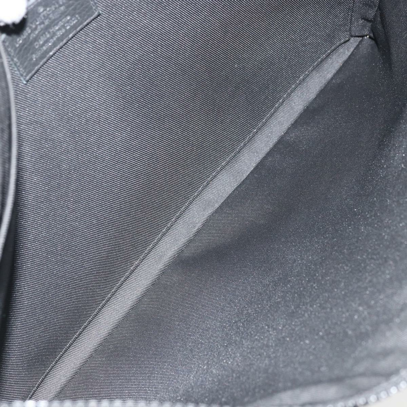 【日本直送】路易威登 Taurillon Clemence LV Friend A4 手拿包 黑色 M80147 正品 YKZ1165SAM-9