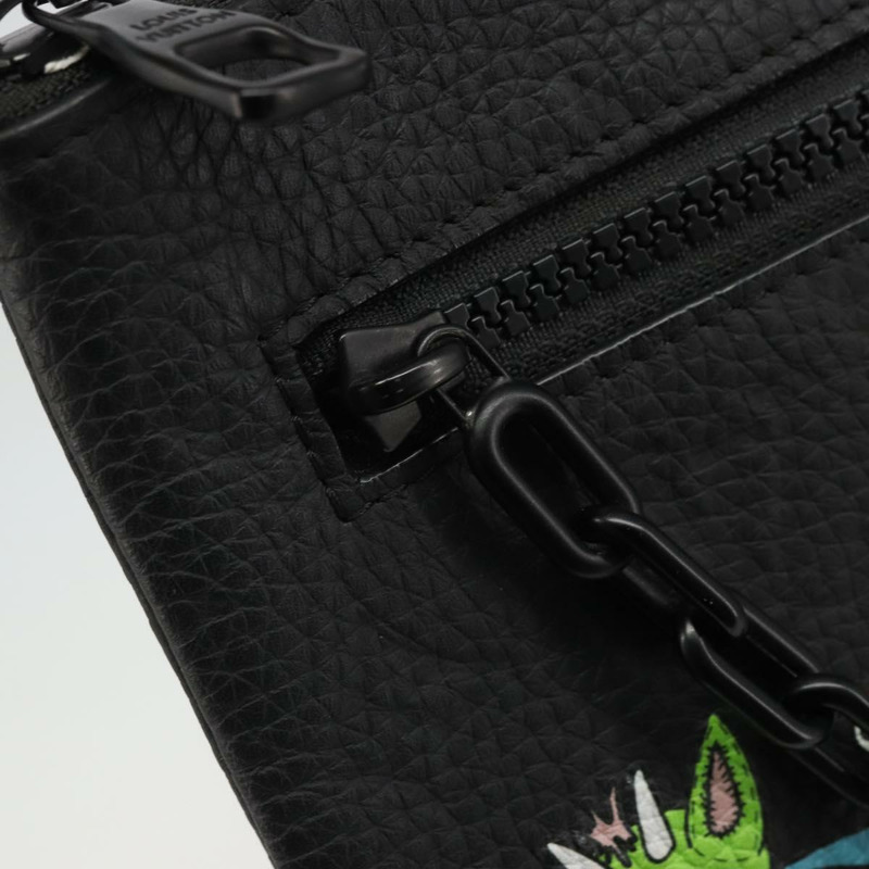 【日本直送】路易威登 Taurillon Clemence LV Friend A4 手拿包 黑色 M80147 正品 YKZ1165SAM-18