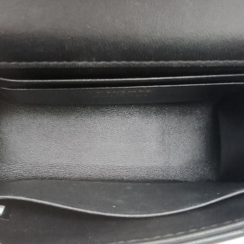 CHANEL 22B手柄Kelly包黑色羊皮鐳射標金扣琺瑯金屬手柄-5