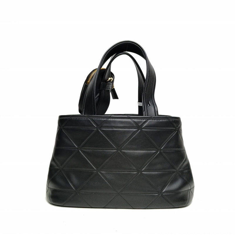 PRADA 黑色牛皮金扣托特包-2