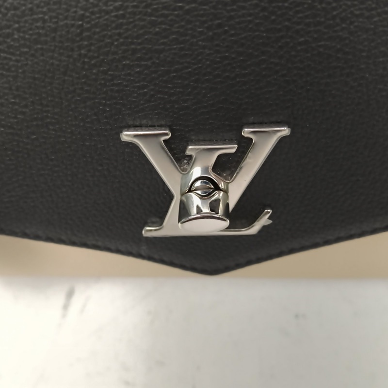 LOUIS VUITTON 拼色牛皮銀扣Lockme手提郵差包2017-4