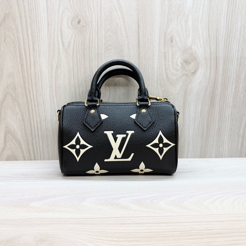 LV黑牛皮 Nano Speedy M81456-2