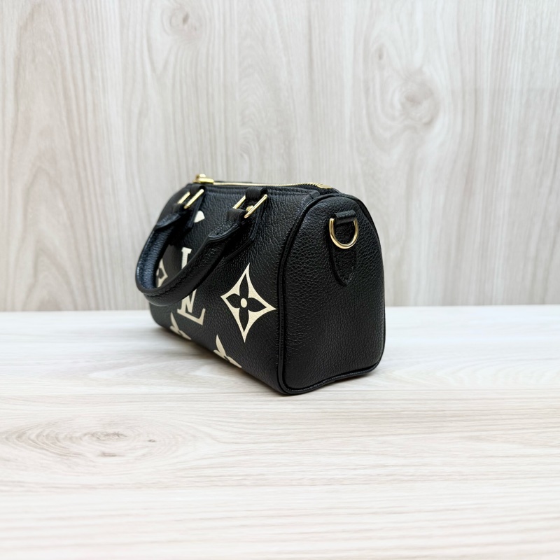 LV黑牛皮 Nano Speedy M81456-4