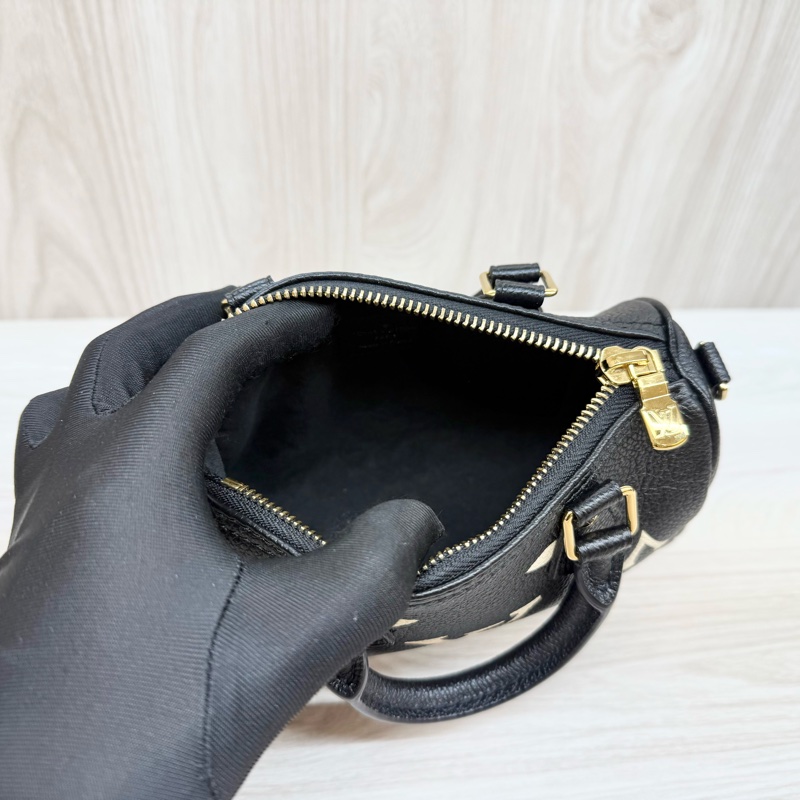 LV黑牛皮 Nano Speedy M81456-9