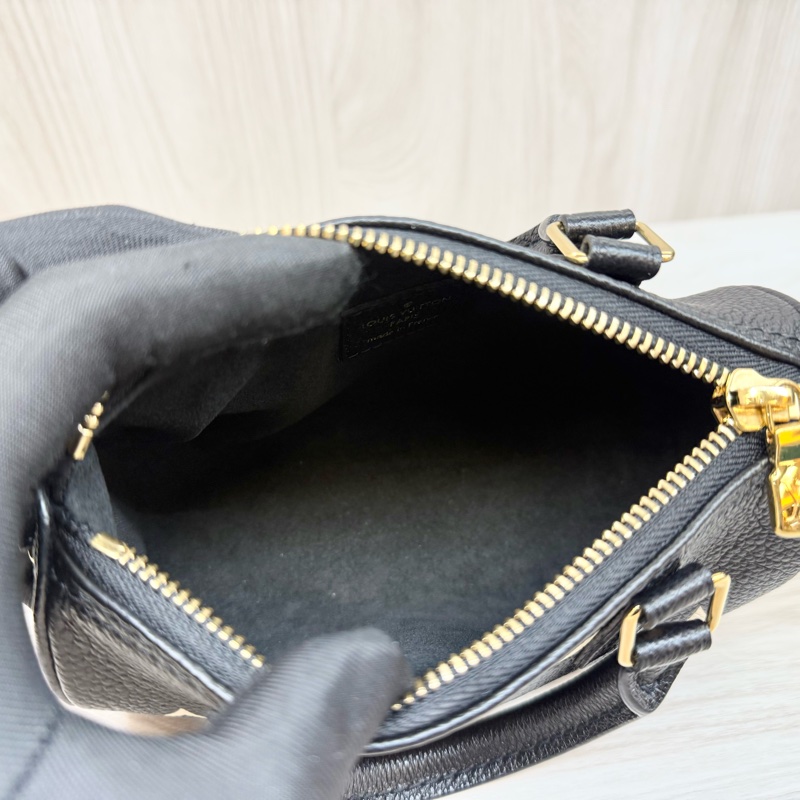 LV黑牛皮 Nano Speedy M81456-10