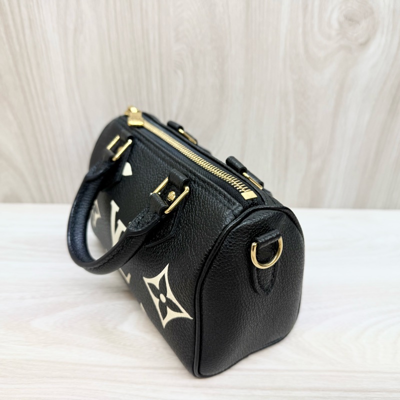 LV黑牛皮 Nano Speedy M81456-15