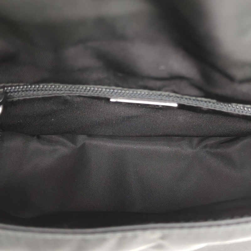 PRADA Re-NylonCINI郵差包小號黑色尼龍-5