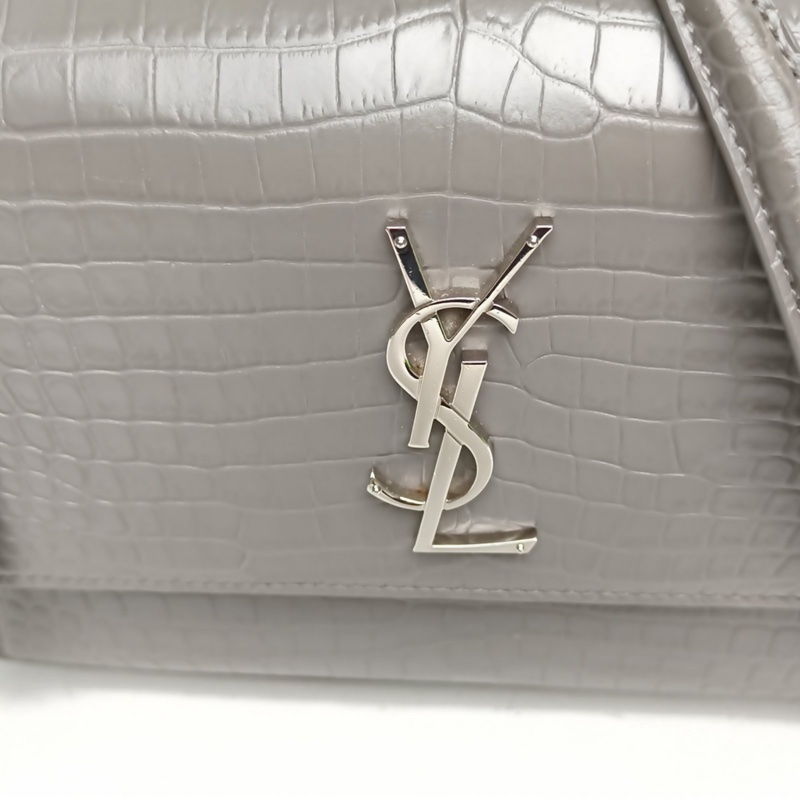 SAINT LAURENT SUNSET日落包中號鱷魚壓紋灰色牛皮銀扣-4