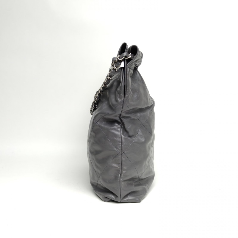 CHANEL 22BagTote托特包中號灰色牛皮晶片開銀扣-1