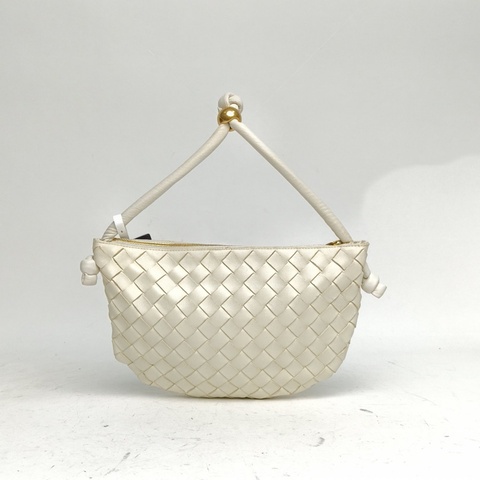 BOTTEGA VENETA 白色羊皮Turn系列金球編織單肩腋下包