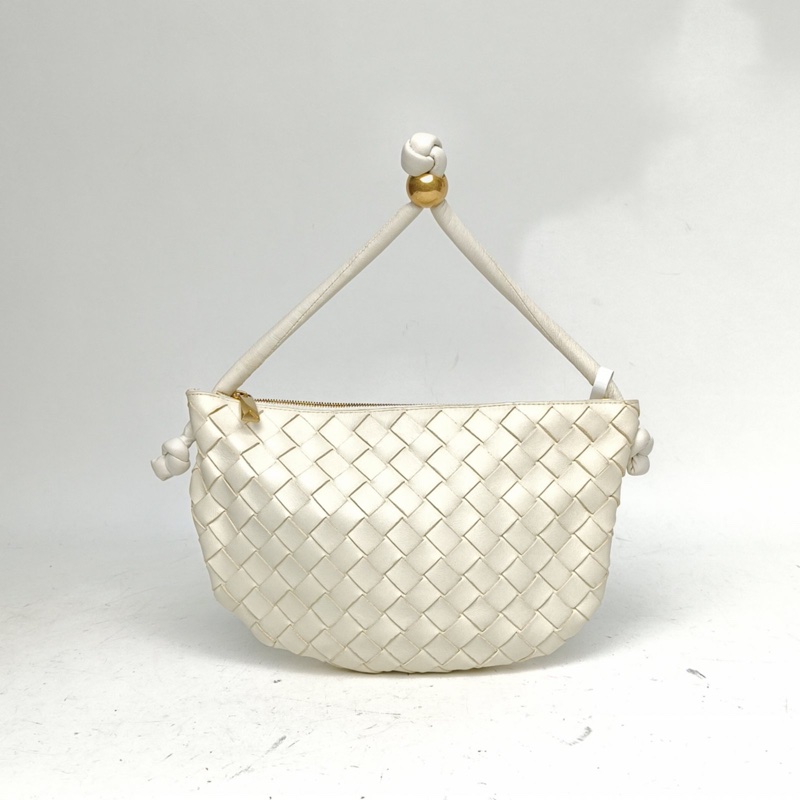 BOTTEGA VENETA 白色羊皮Turn系列金球編織單肩腋下包-2